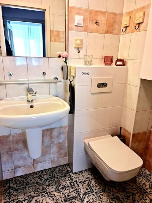 Apartament Zachodni Z Balkonem 4 Osoby وارسو المظهر الخارجي الصورة