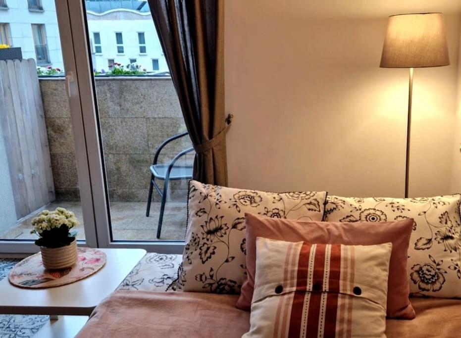 Apartament Zachodni Z Balkonem 4 Osoby وارسو المظهر الخارجي الصورة